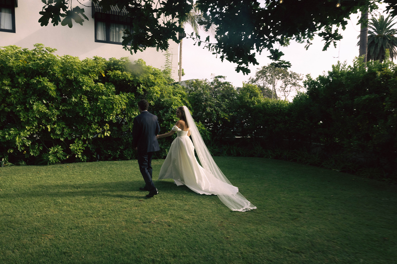 garden wedding la jolla wedding luxury san diego wedding photographer film wedding photos cinematic wedding photography