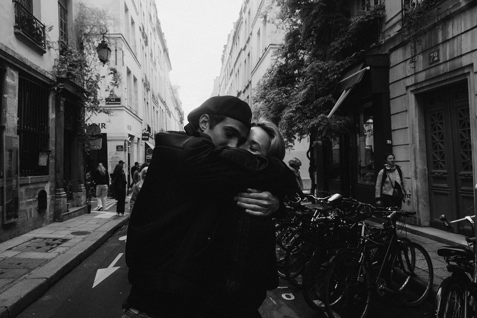 paris france couples session paris france engagement session paris couples photos paris photographer la photographer